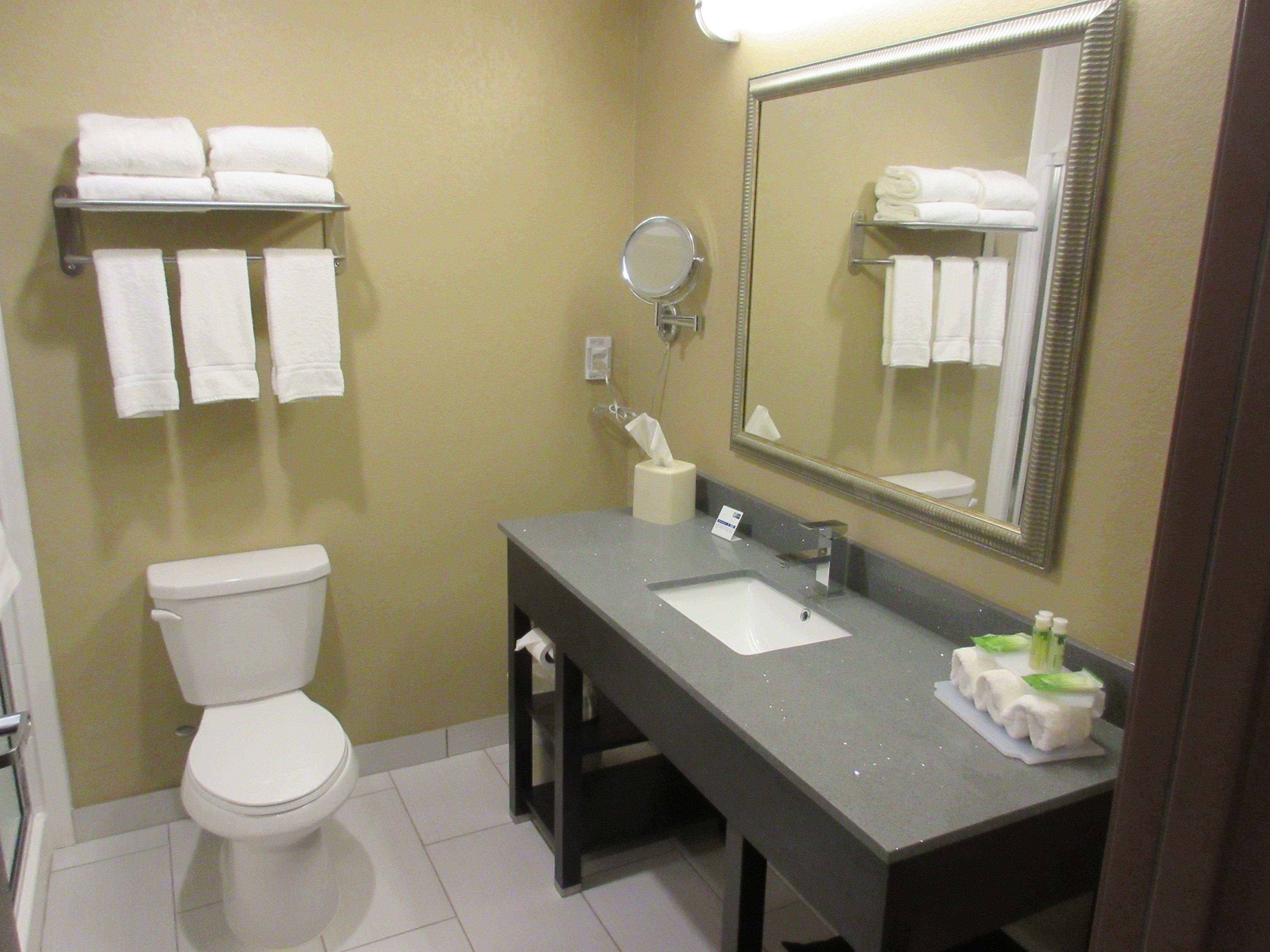 Holiday Inn Express & Suites Butler By Ihg Exteriör bild