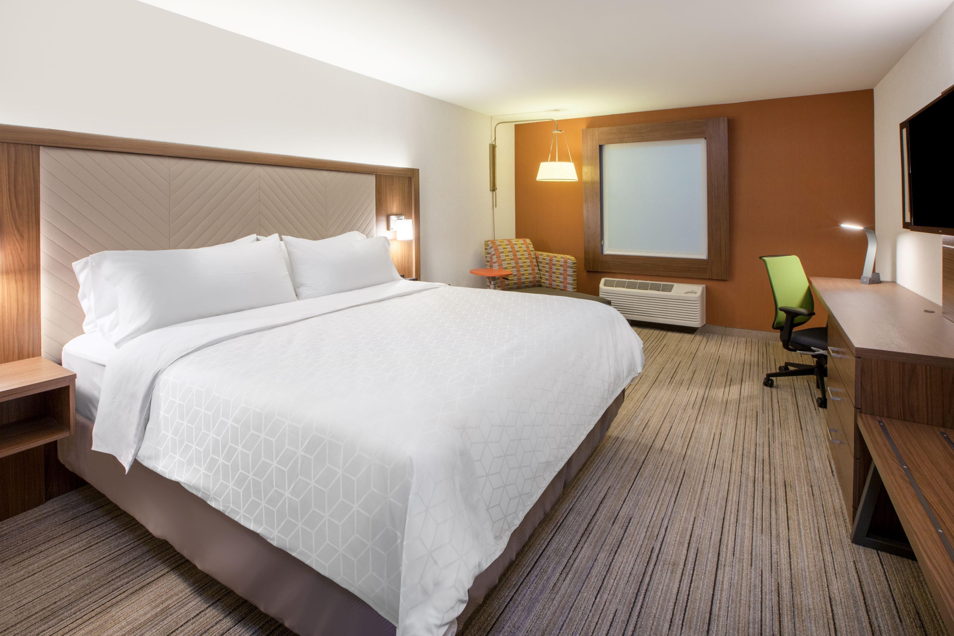 Holiday Inn Express & Suites Butler By Ihg Exteriör bild